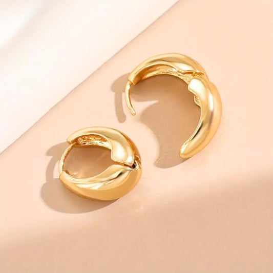 Salve Stylish Trendy Chunky Golden Dainty Small Huggie Hoop Earrings | Latest Fancy Trendy Hoops Bali Studs | Korean Fashion Jewellery Women & Girls (Oval)