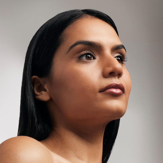 VASANTI Kajal Waterline Eyeliner Pencil (Intense Black) - Safe for Sensitive Eyes - Long lasting, Blendable & Vegan Eyeliner - Water resisitant & Smudge proof, Dermatologist & Ophthalmologist Approved