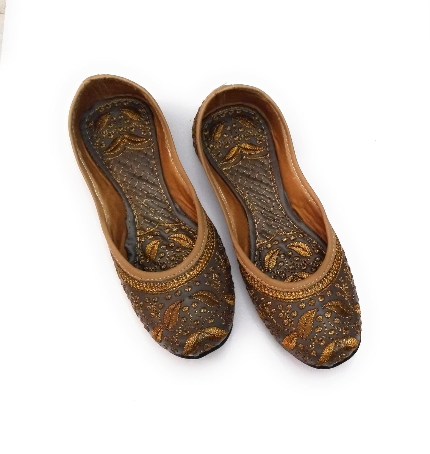 NIHARIKA Women’s Embroidered Rajasthani Mojari's Women Ethnic Footwear Mojari/Punjabi Jutti