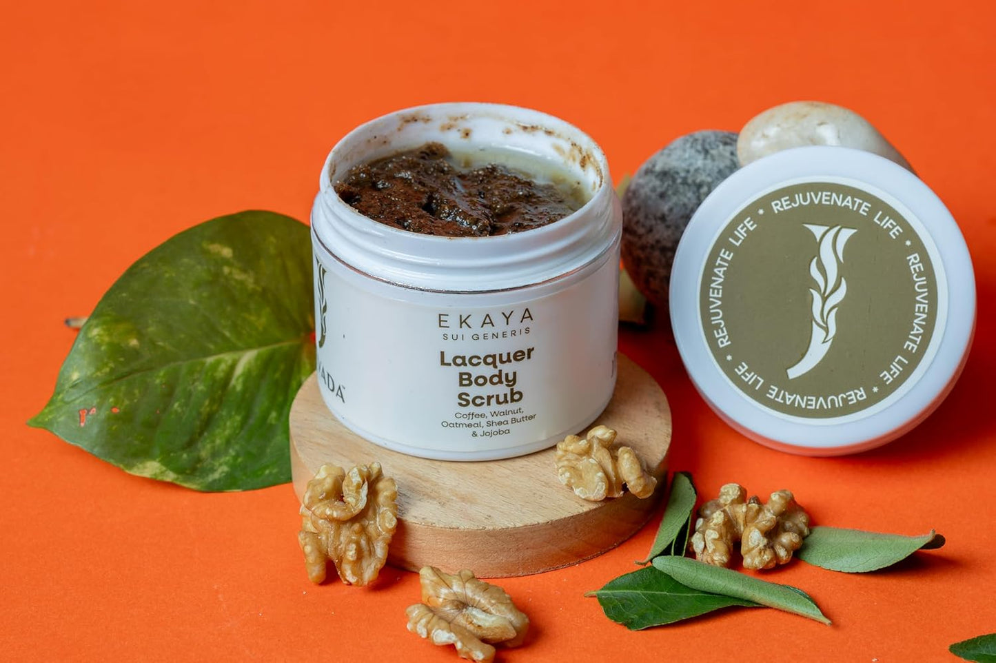 Jivada Lacquer Body Scrub with Walnut, Oatmeal & Kaolin Clay | Tan Removal, Dead & Dull Bumpy Skin| Brightened Smooth Skin | All Skin Types | Women & Men | Sulphate & Paraben Free |100g