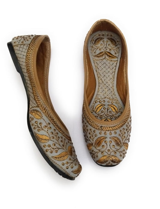NIHARIKA Women’s Embroidered Rajasthani Mojari's Women Ethnic Footwear Mojari/Punjabi Jutti