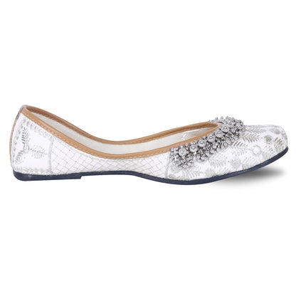 DFR Women Rajasthani Embroidered with Payal Punjabi Mojari Juti Shoe