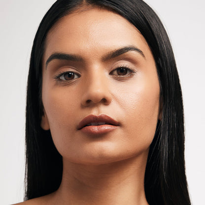 VASANTI Matte Crush Lipstick Pencil – Rosy Pout Medium Pink Brown – Soft, Velvety Matte Finish, Waterproof, Smooth Application – Natural, Vegan, Paraben-Free Lip Color