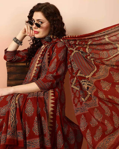 KLOSIA Women Printed Kurta and Pant Set with Dupatta