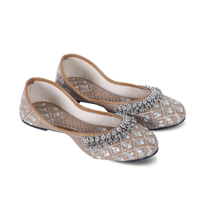 DFR Women Rajasthani Embroidered with Payal Punjabi Mojari Juti Shoe