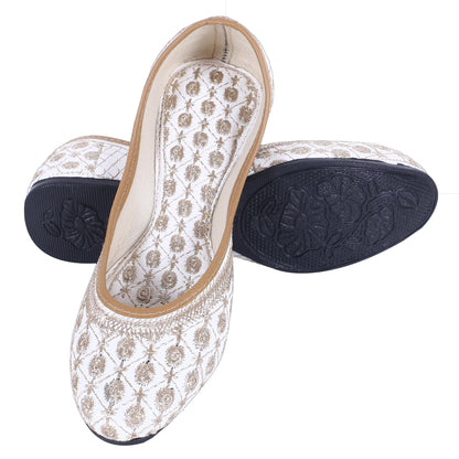 DFR Woman Embroidered Punjabi Mojari Jutti Juti for Women Shoe